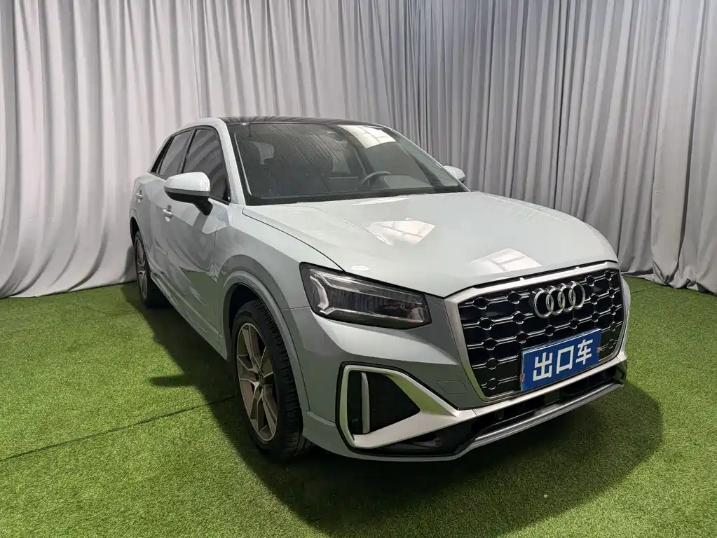Audi Q2L 2022