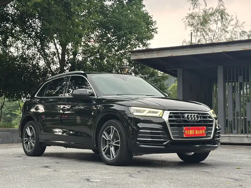 Audi Q5L 2019 — фото 5