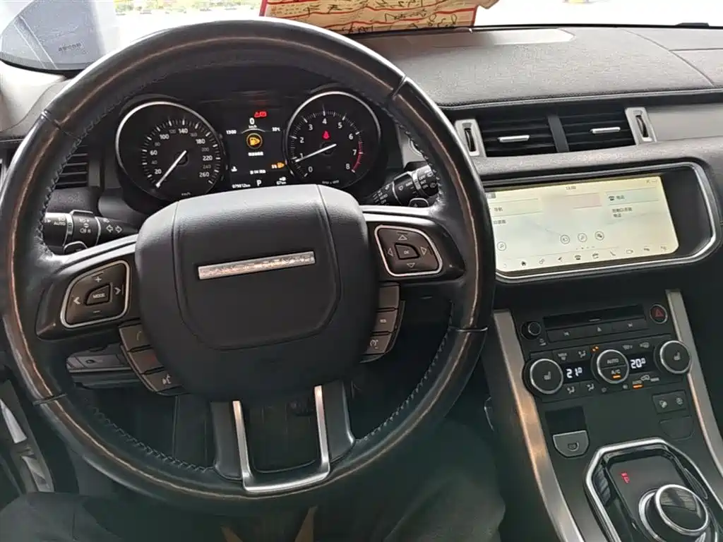 Land Rover Evoque 2018 — фото 10