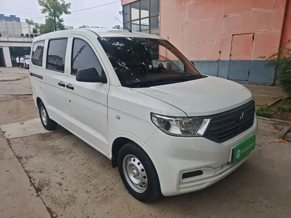 Wuling Hongguang V 2024 — фото 4
