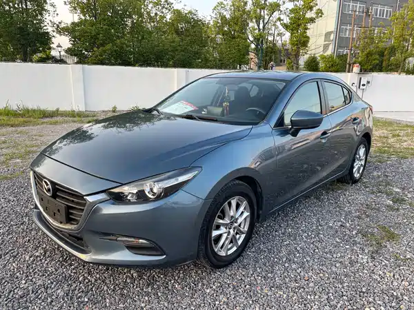 Mazda 3 Axela 2017