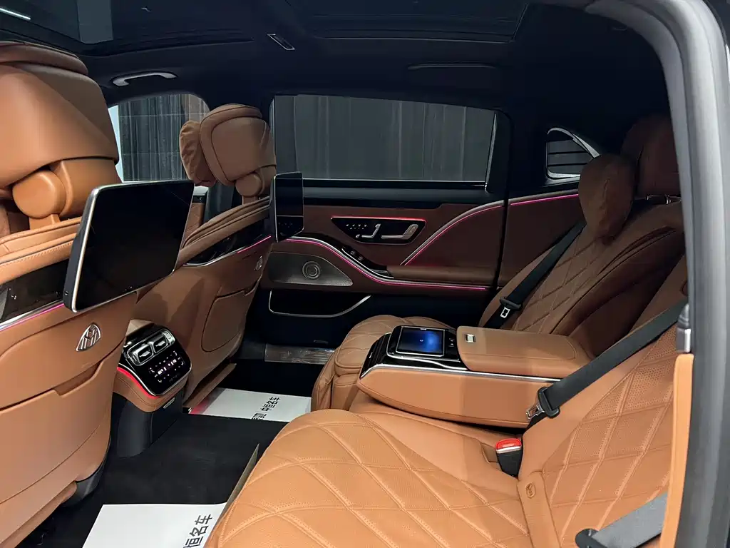 Mercedes-Benz Maybach S-Class 2021 — фото 9