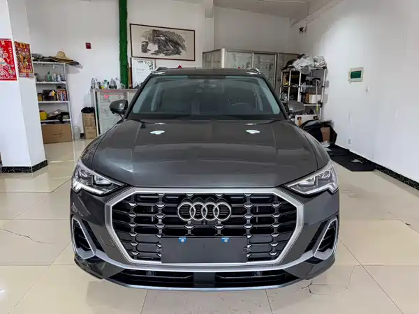 Audi Q3 2023
