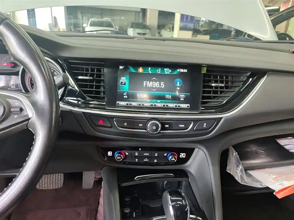 Buick Regal 2019 — фото 13