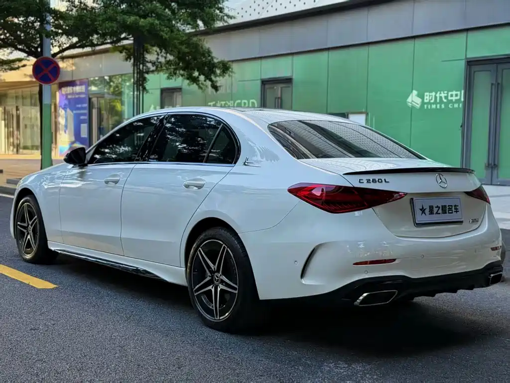 Mercedes-Benz C-Class 2023