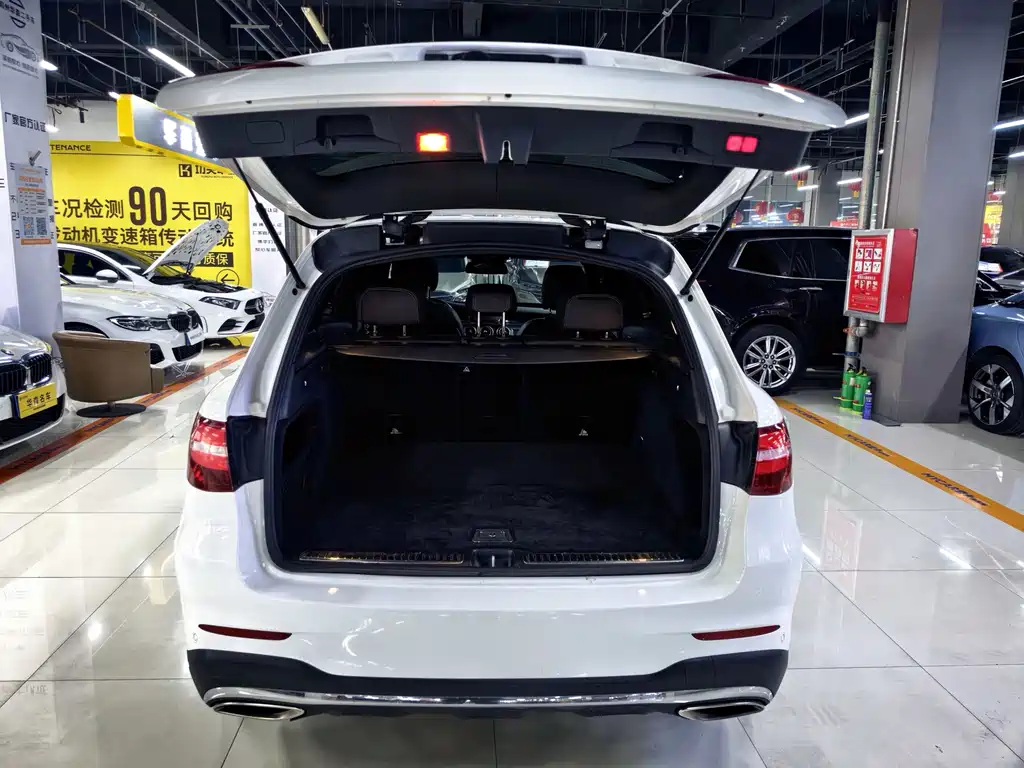 Mercedes-Benz GLC 2019 — фото 17