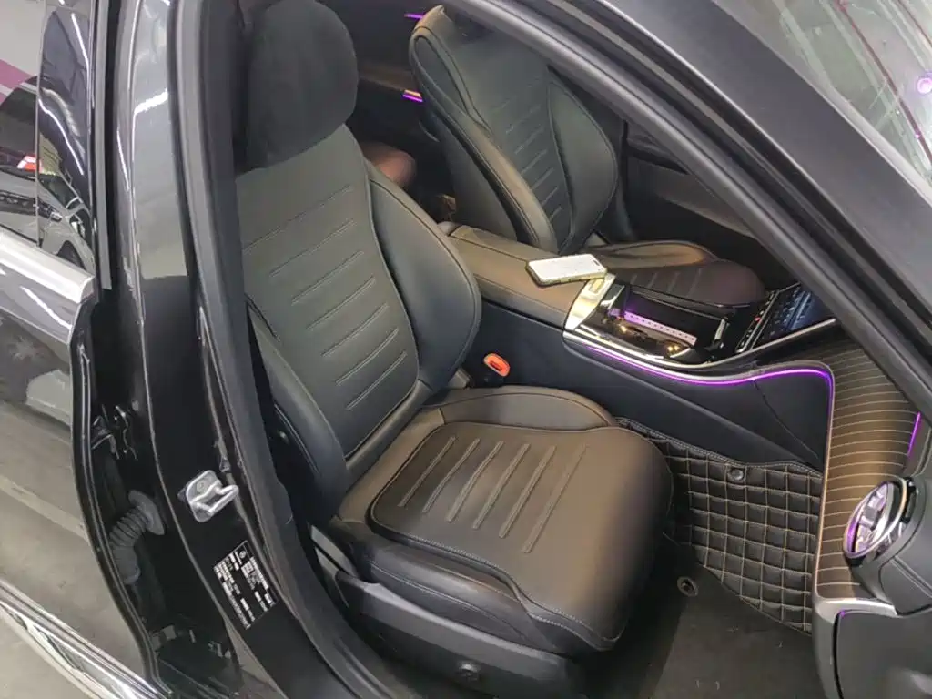 Mercedes-Benz C-Class 2023 — фото 25