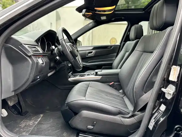 Mercedes-Benz E-Class 2015