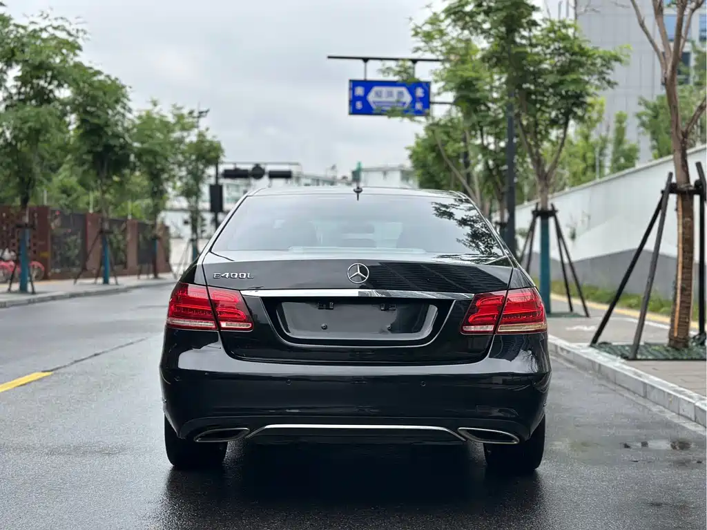 Mercedes-Benz E-Class 2015 — фото 22