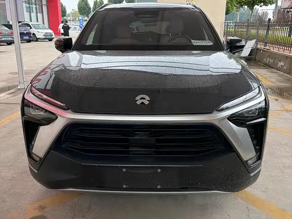 NIO ES8 2020