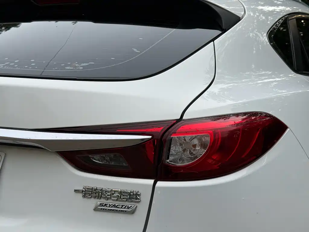 Mazda CX-4 2017 — фото 21