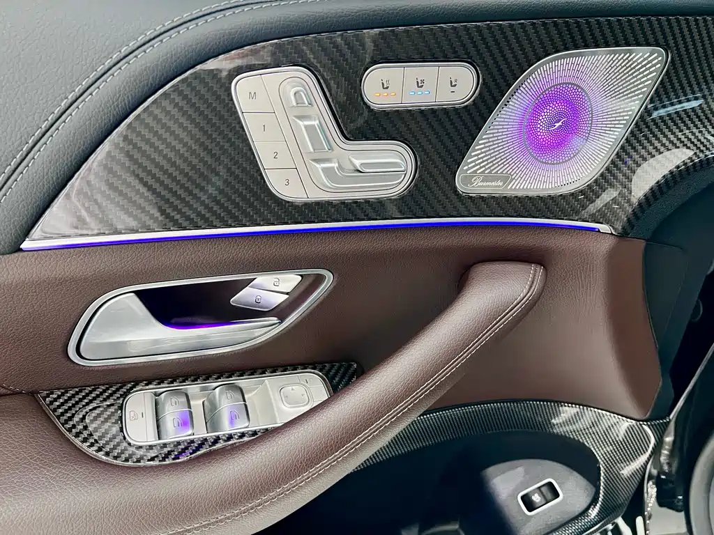 Mercedes-Benz GLS 2021 — фото 28