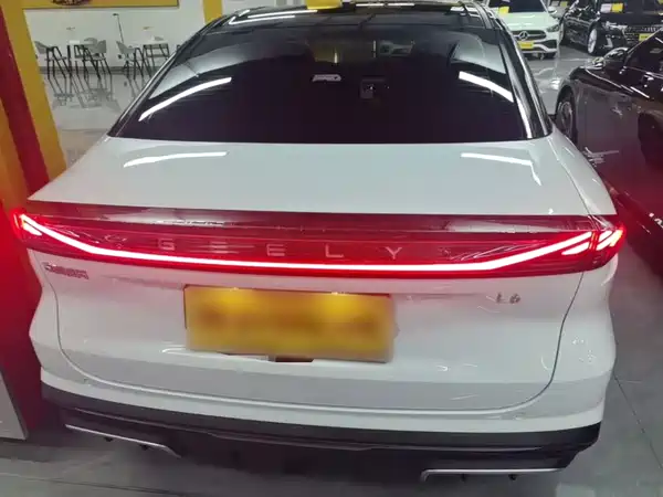 Geely Galaxy L6 2024