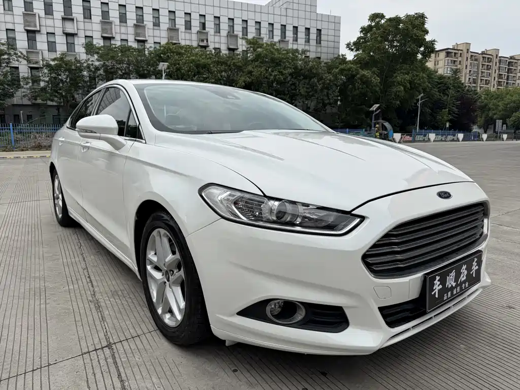 Ford Mondeo 2016 — фото 3