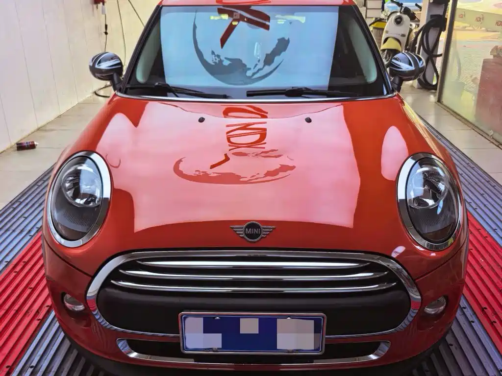 MINI MINI 2018