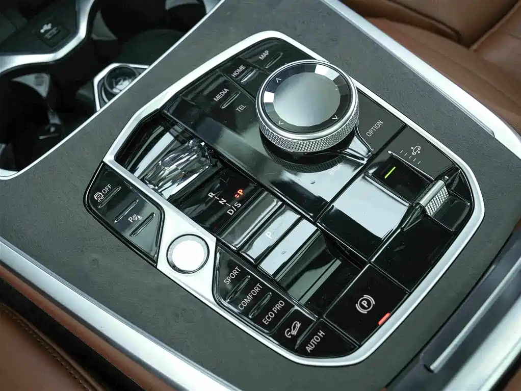BMW X7 2024 — фото 10