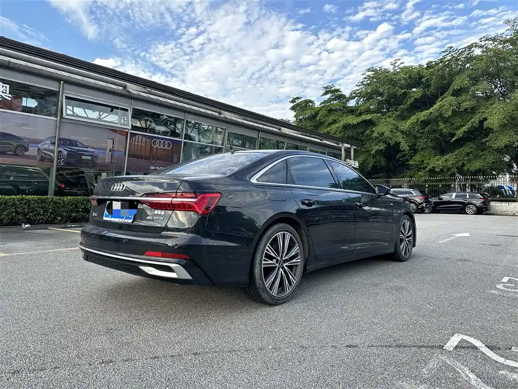 Audi A6L 2024