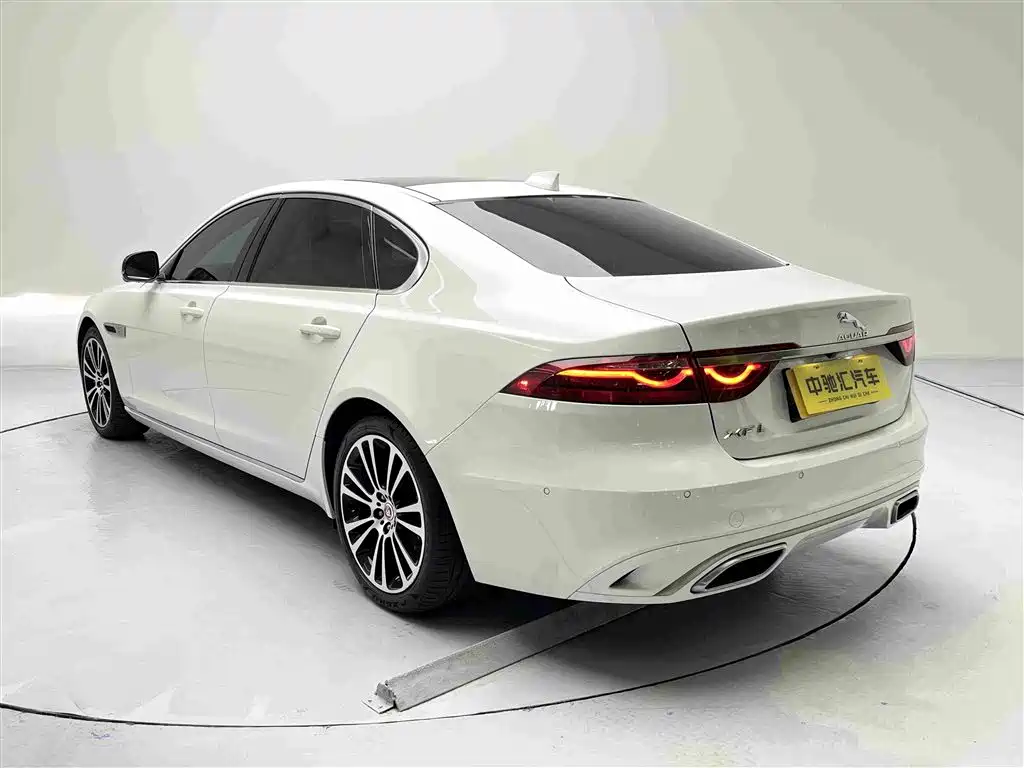 Jaguar XFL 2023 — фото 20