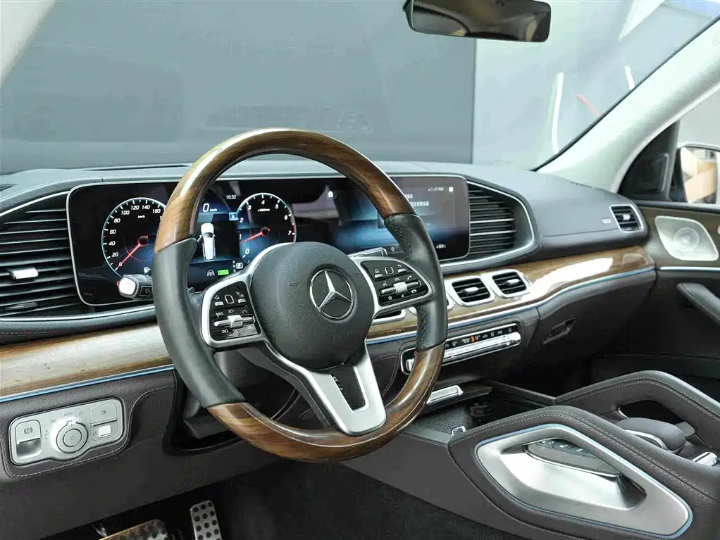 Mercedes-Benz GLS 2021 — фото 7
