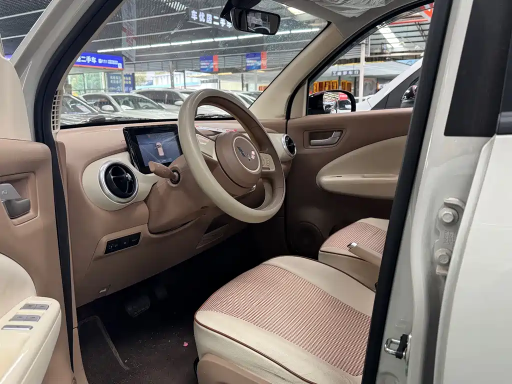 Wuling MINIEV 2025