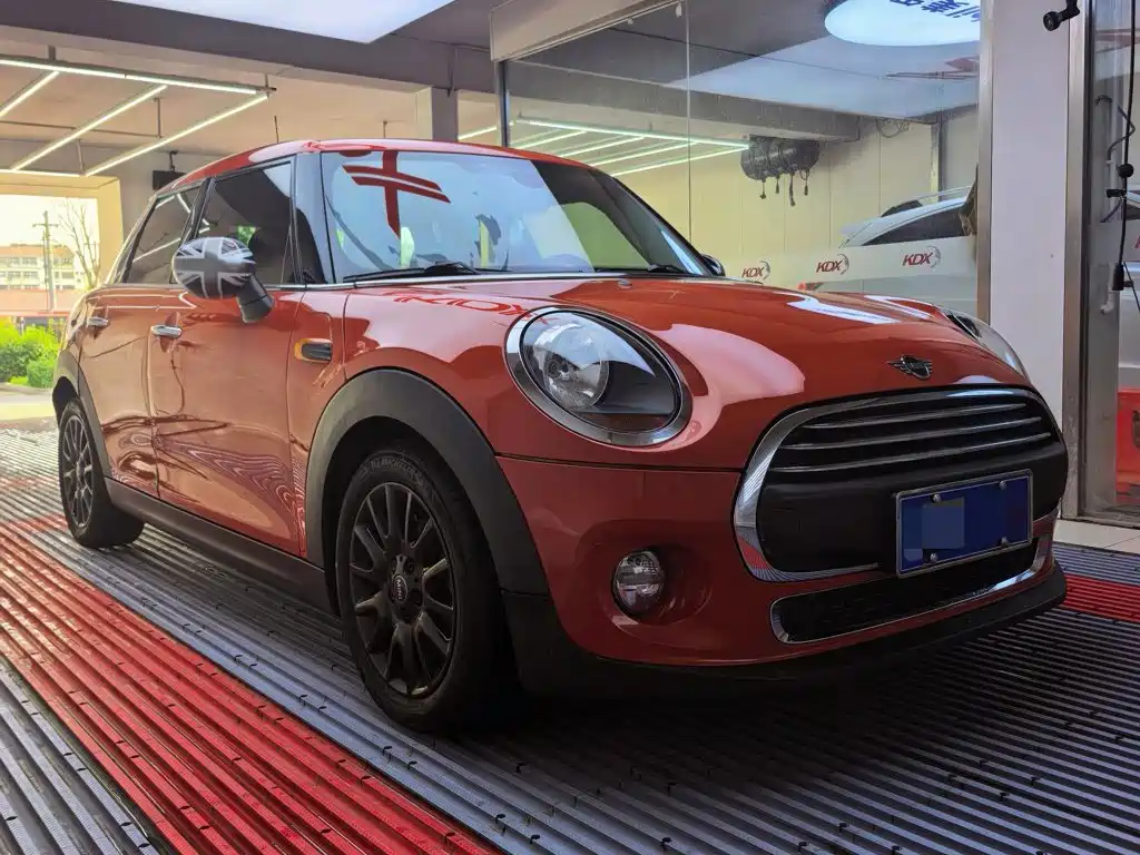 MINI MINI 2018