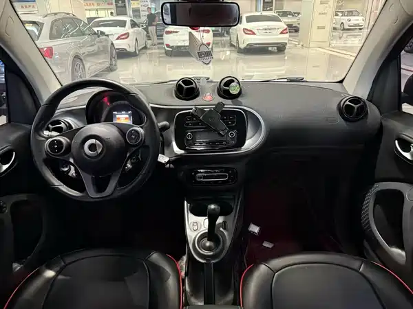 smart fortwo 2018