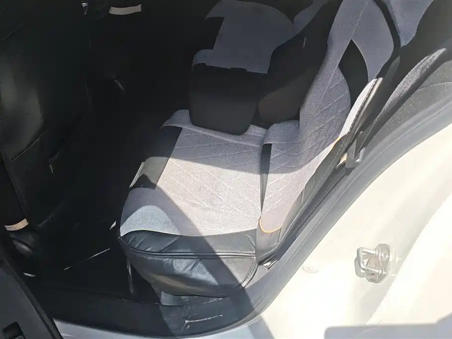 Mazda 3 Axela 2017 — фото 11