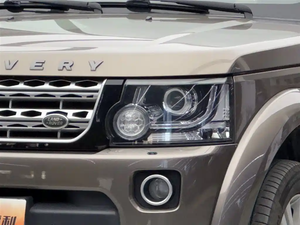 Land Rover Discovery 2015 — фото 3
