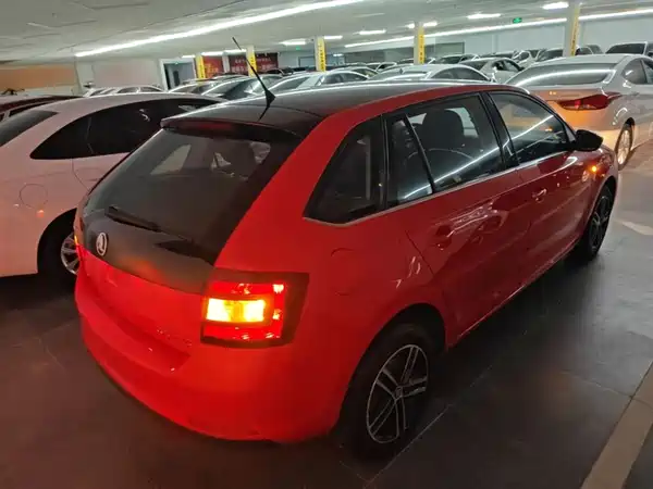 Skoda Rapid Spaceback 2017