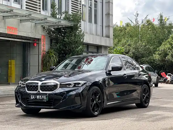 BMW i3 2023