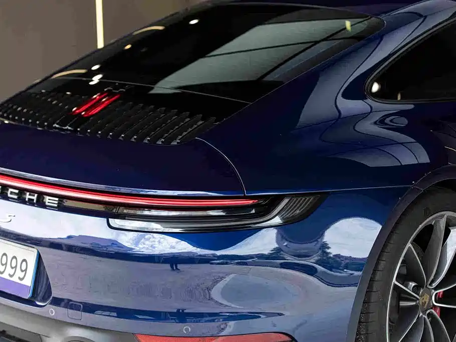 Porsche 911 2021 — фото 7