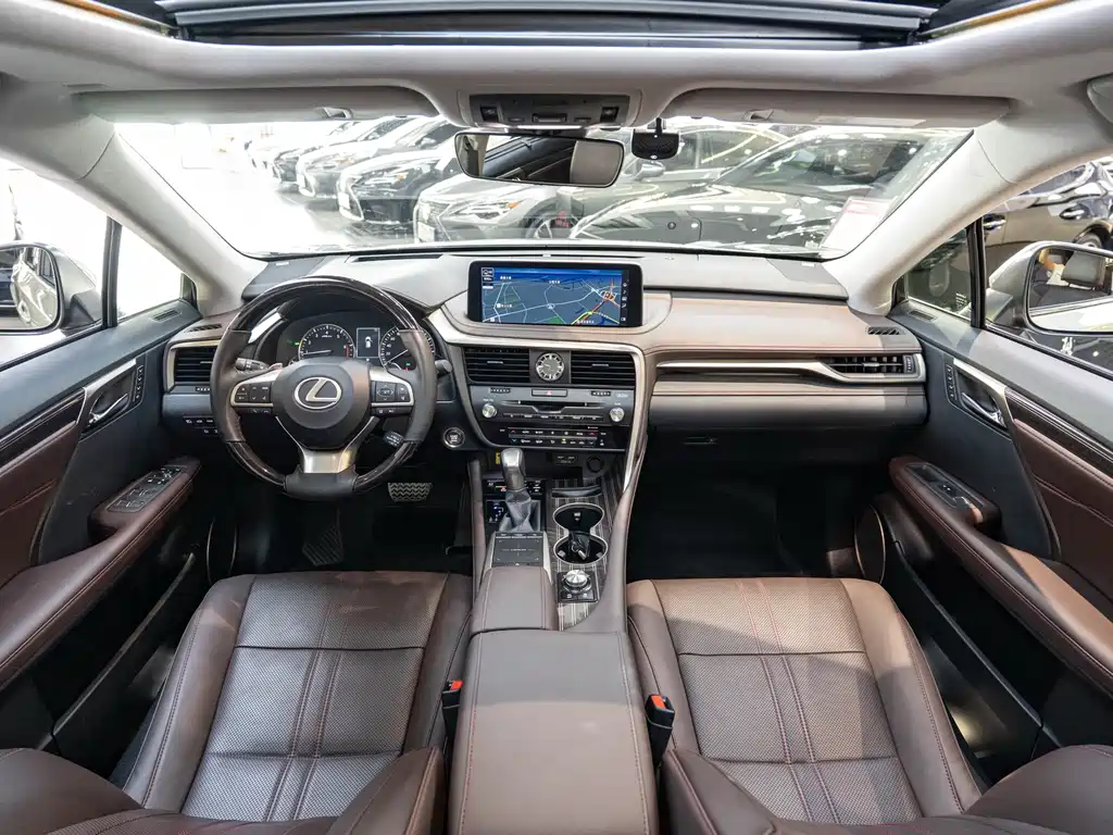 Lexus RX 2020 — фото 13