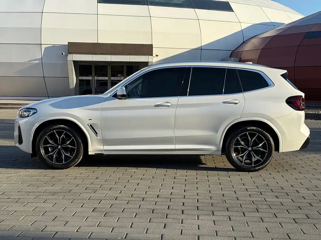 BMW X3 2022 — фото 7