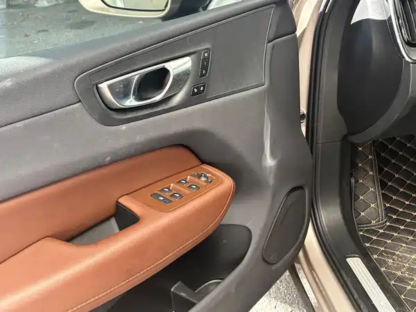 Volvo XC60 2024