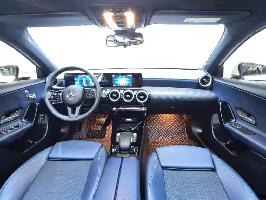 Mercedes-Benz A-Class 2022 — фото 22