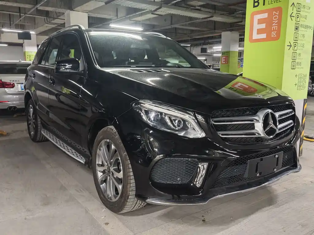 Mercedes-Benz GLE 2017 — фото 3