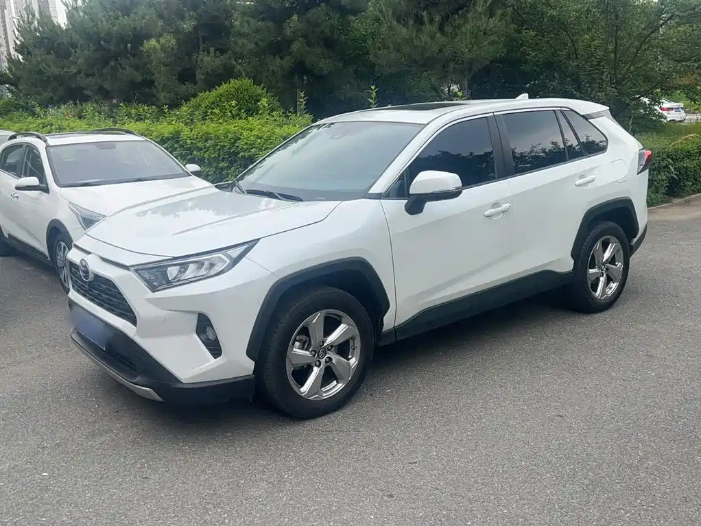 Toyota RAV4 2023