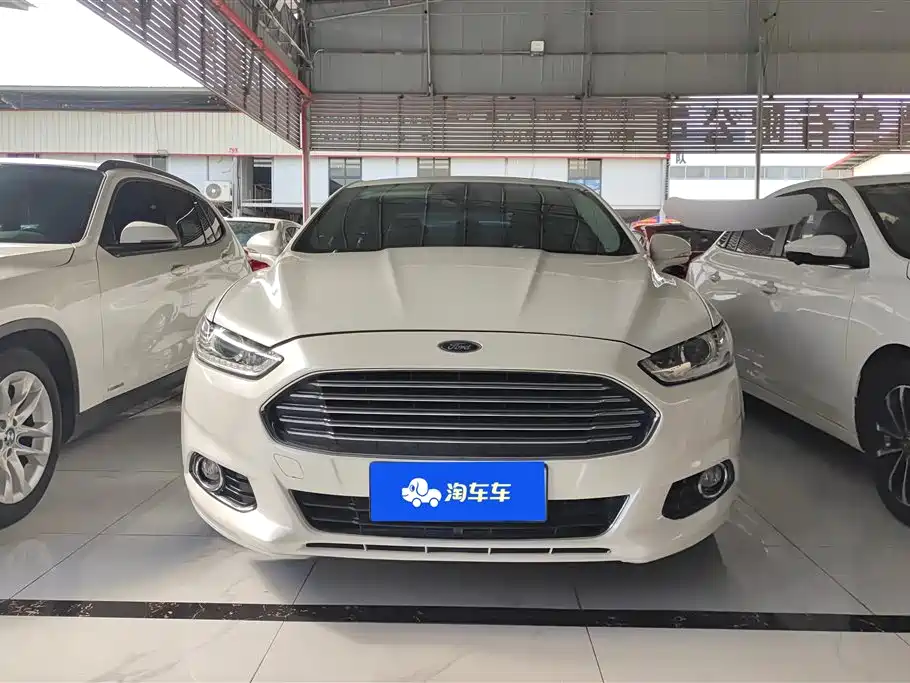 Ford Mondeo 2015 — фото 2