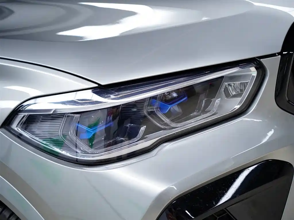 BMW X6 M 2022 — фото 21