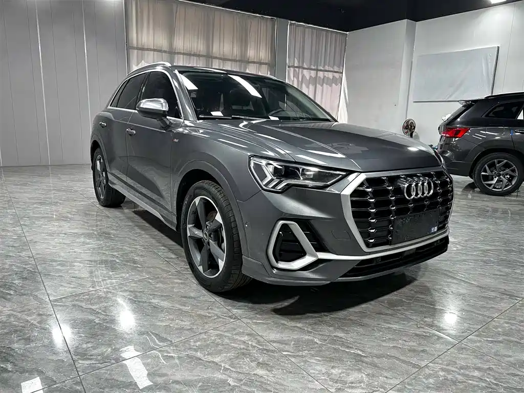 Audi Q3 2022 — фото 3