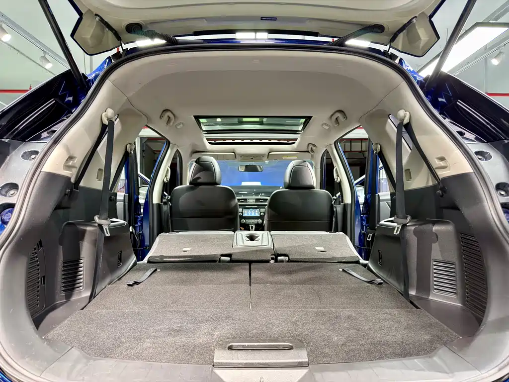 Nissan X-Trail 2018 — фото 18