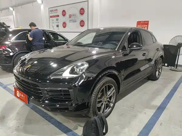 Porsche Cayenne 2020