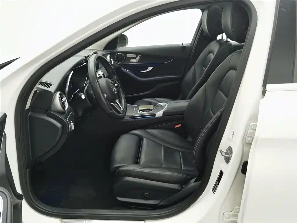 Mercedes-Benz C-Class 2020 — фото 10