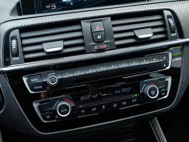 BMW M2 2019 — фото 17