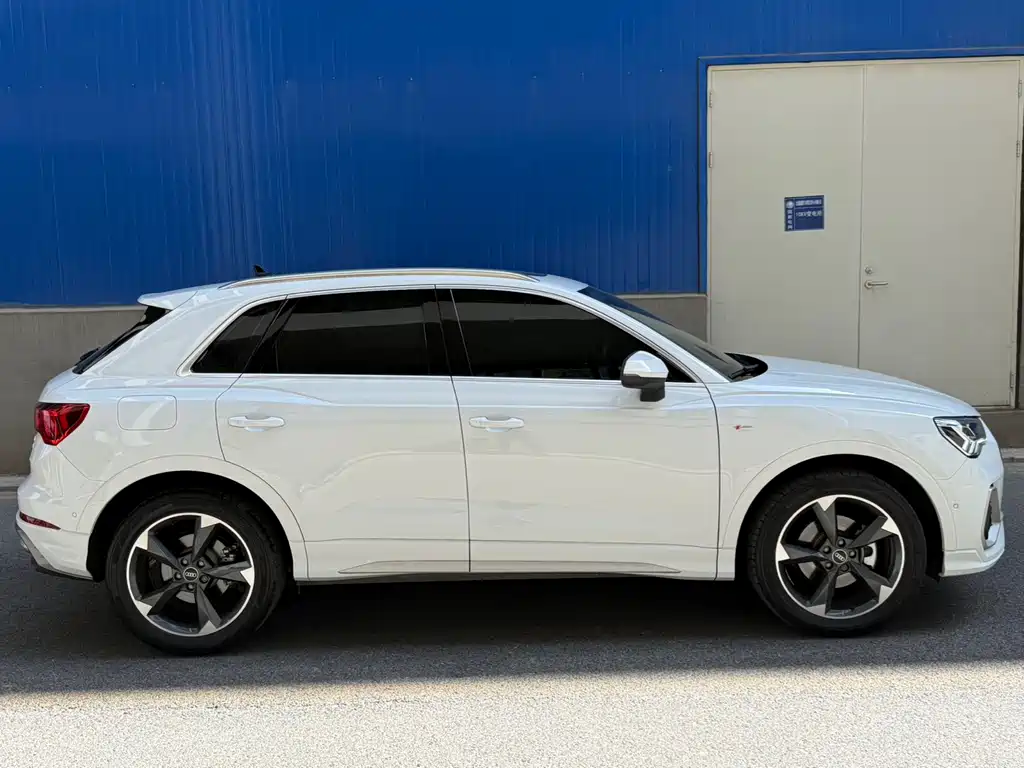 Audi Q3 2022