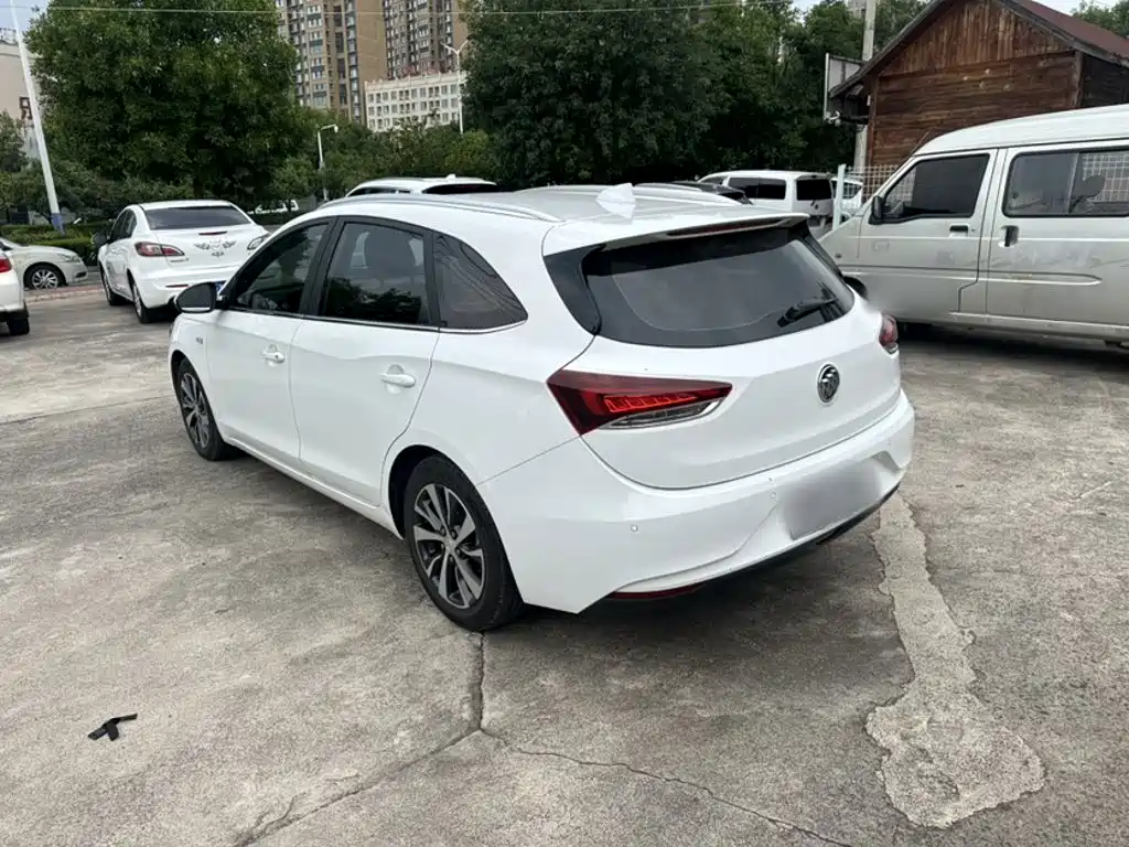 Buick Excelle 2021 — фото 10