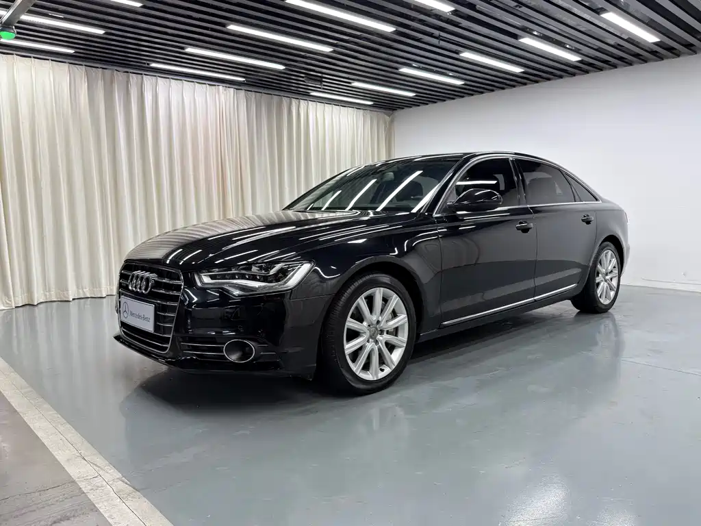 Audi A6L 2015 — фото 1