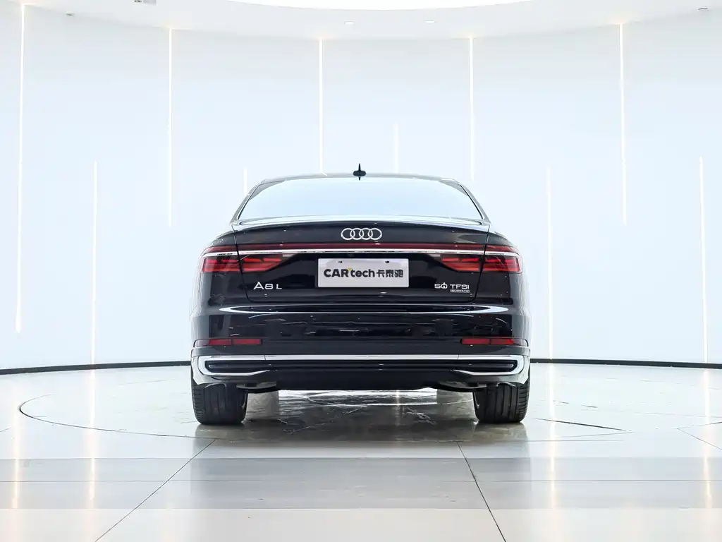 Audi A8 2023 — фото 4