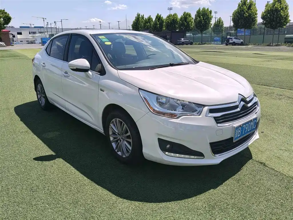 Citroen C4L 2015 — фото 3