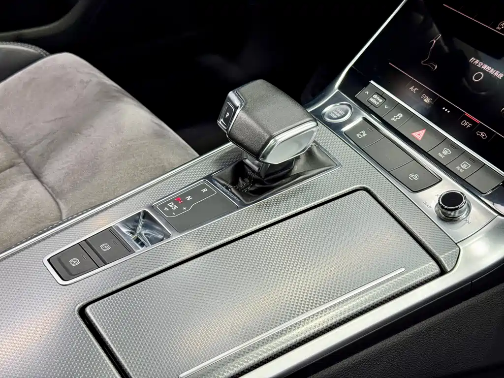 Audi A6L 2019 — фото 15